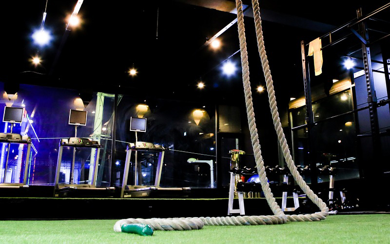 Sign up for a free pass. Gym room.