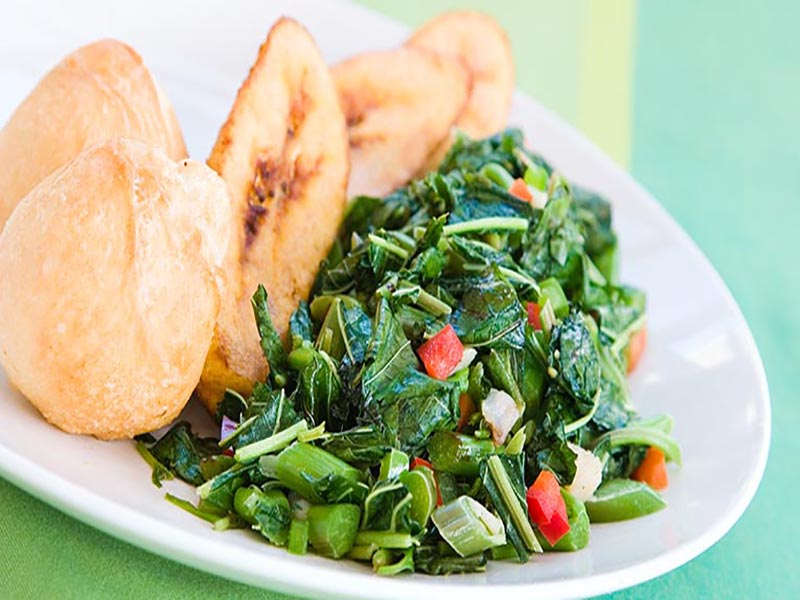 Chalaloo with dumpling and plantin